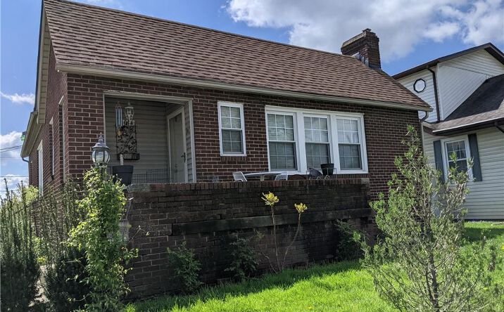 Pictures of Mixed Use property located at 1014 10th St, Jeffersonville, IN 47130 for sales - image #1
