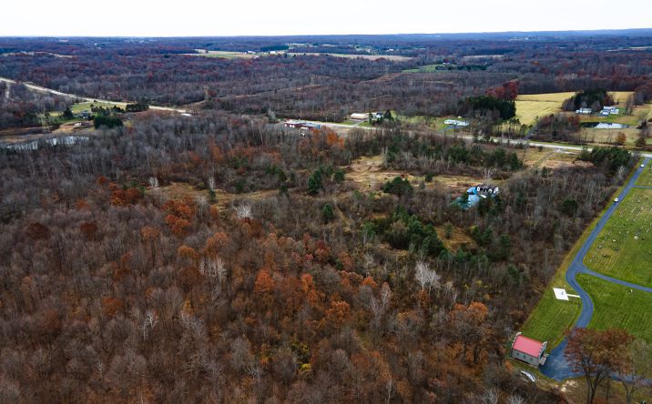 Pictures of Land property located at W Akron-Canfield Rd, Canfield, OH 44406 for sales - image #1