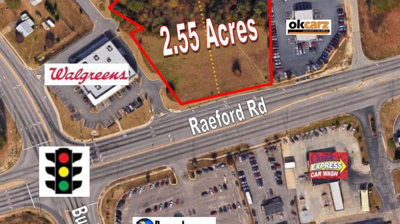 6326 Raeford Rd, Fayetteville, NC 28304