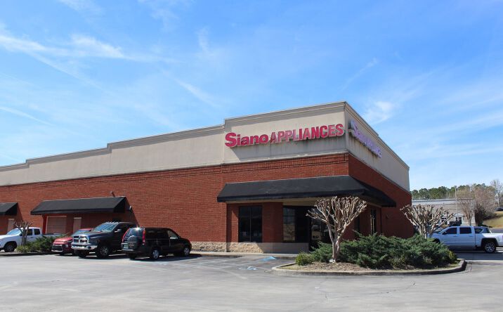 Pictures of Retail property located at 109 Cahaba Valley Pkwy, Pelham, AL 35124 for comps - image #1
