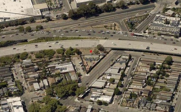 Pictures of Land property located at 3529 Peralta St, Oakland, CA 94608 for comps - image #1