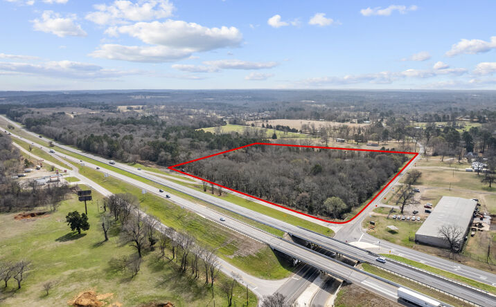 Pictures of Land property located at Interstate 20 W, Lindale, TX 75706 for sales - image #1