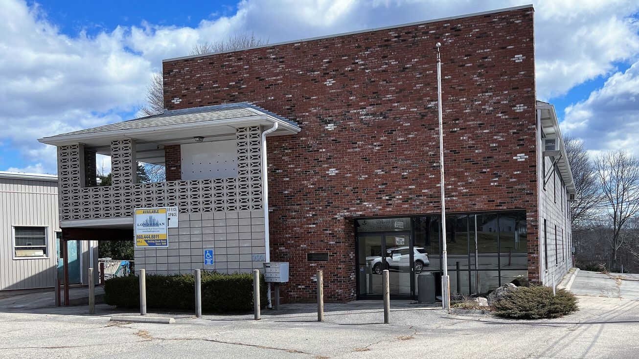 303 NorwichNew London Turnpike, Montville, CT 06382