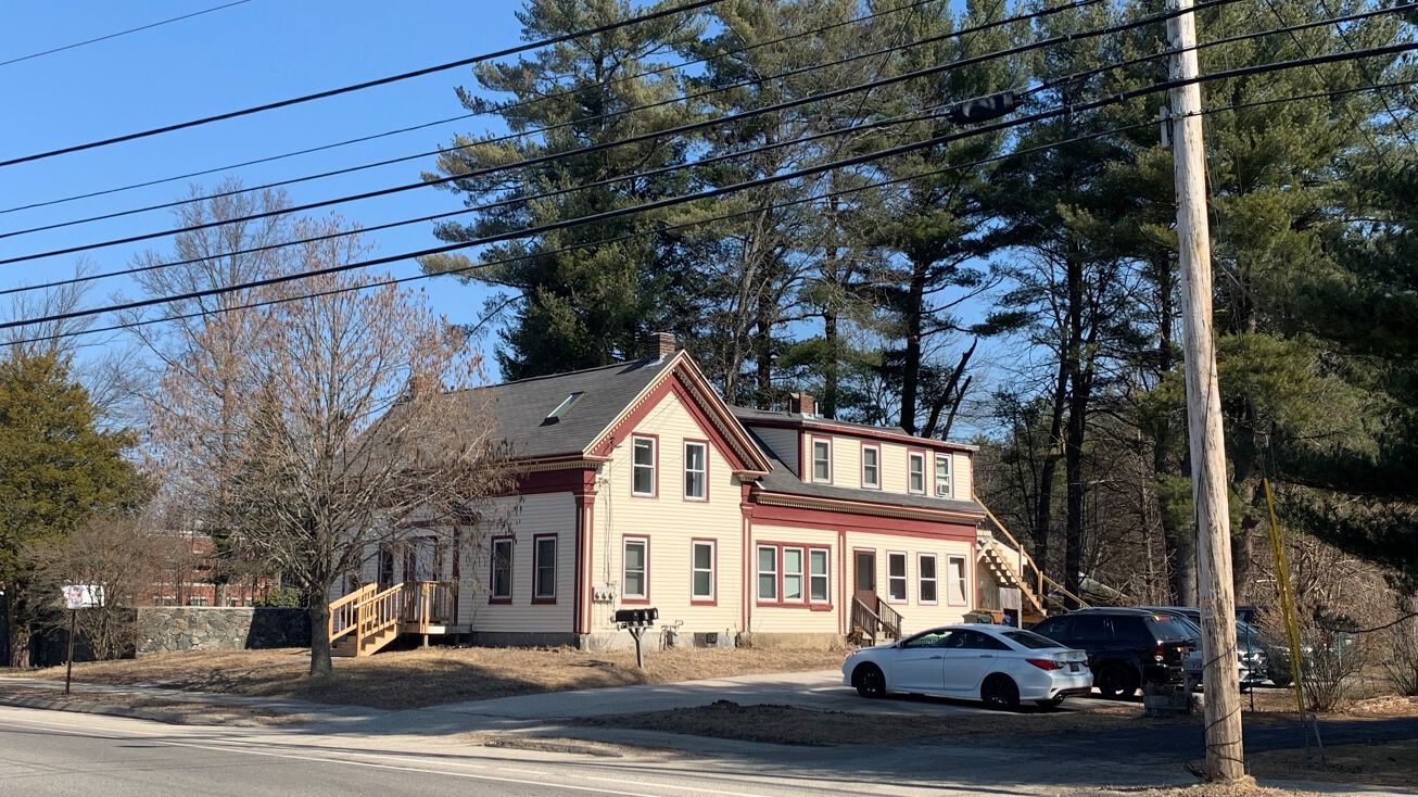 263 North St, Saco, ME 04072