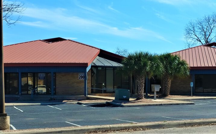 Pictures of Office property located at 10807 Perrin Beitel, San Antonio, TX 78217 for sales - image #1