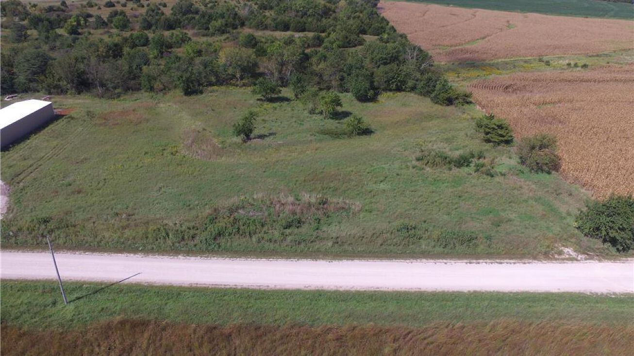 4344 Texas Road, Wellsville, KS 66092