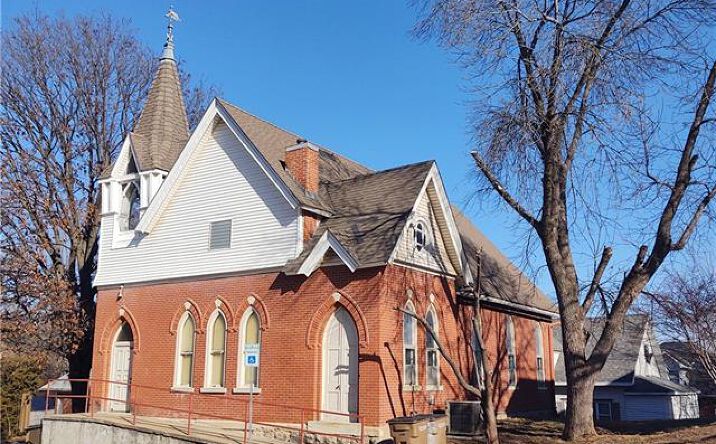 image of property at 220 N 9TH ST Atchison KS 66002-2321