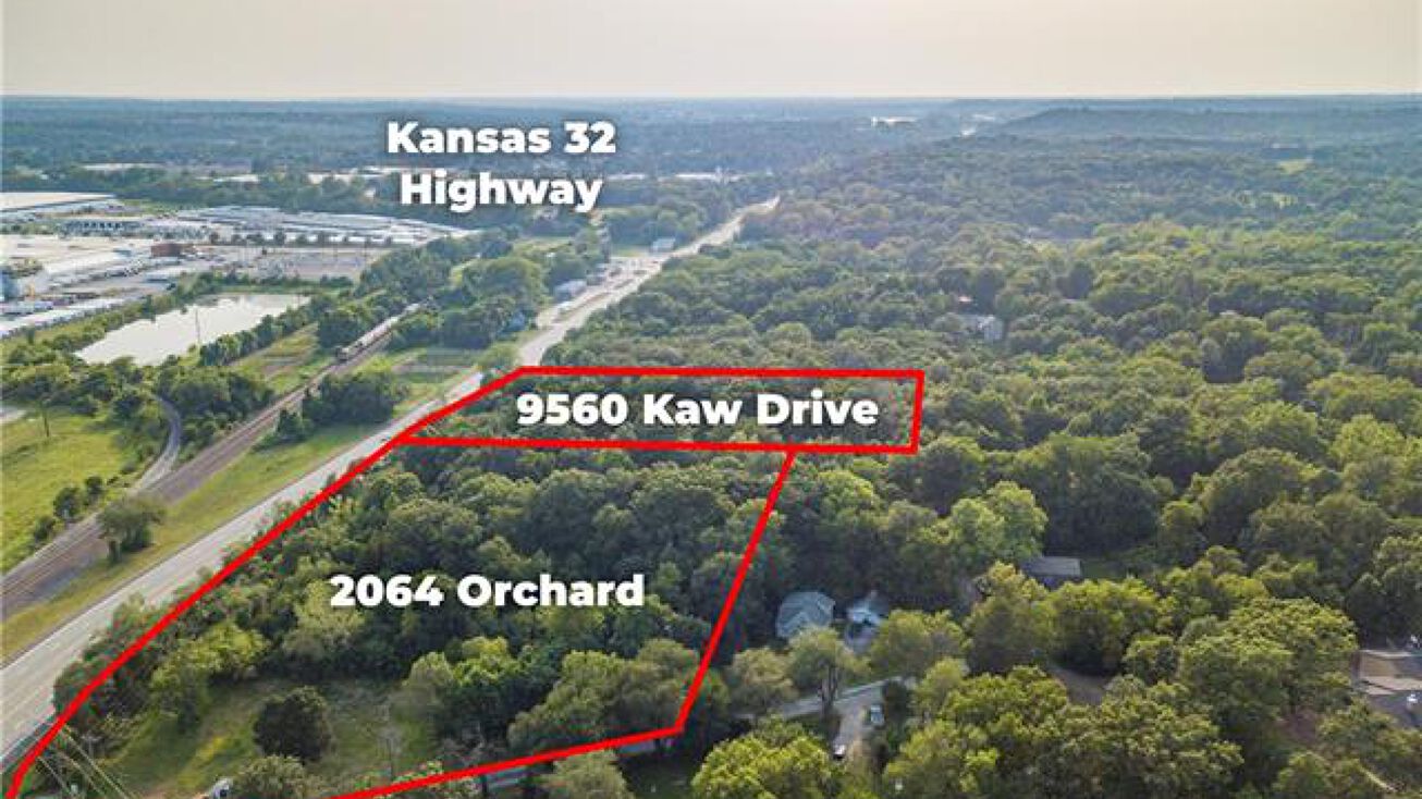2064 Orchard Street, Edwardsville, KS 66111