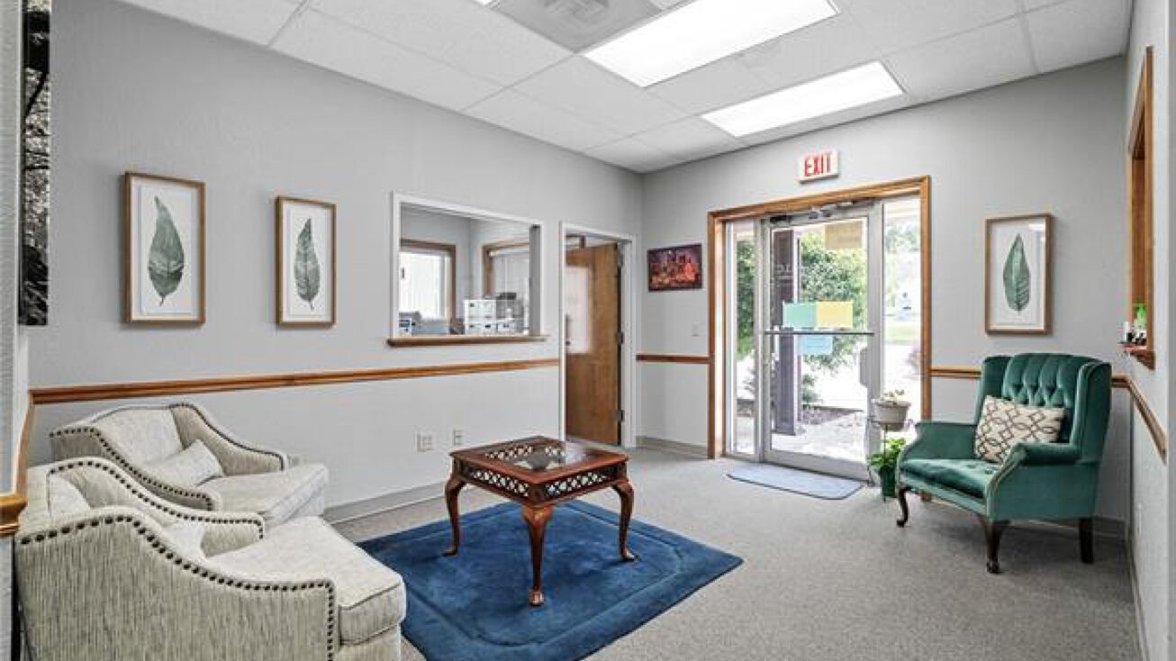 214 W Walnut Street, Raymore, MO 64083 Office Property for Sale 214