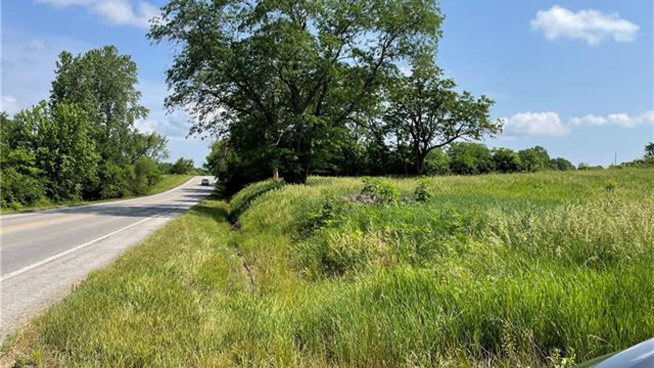 N 69 Highway, Lawson, MO 64062