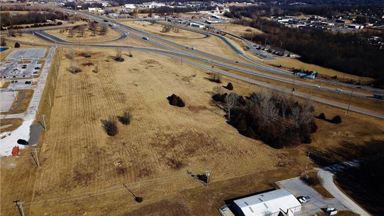 Clearwater Drive, Harrisonville, MO 64701