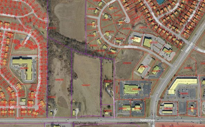 Pictures of Retail property located at 11204 PARALLEL Parkway, Kansas City, KS 66109 for sales - image #1
