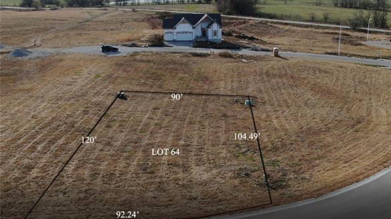 1309 Larkspur Place, Raymore, MO 64083