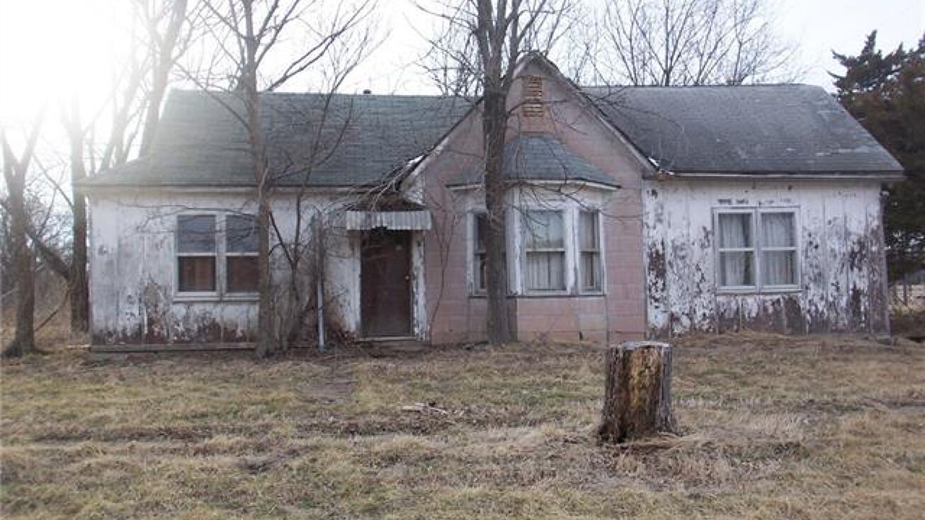 420 N Commercial Street, Kincaid, KS 66039 Land for Sale 420 N