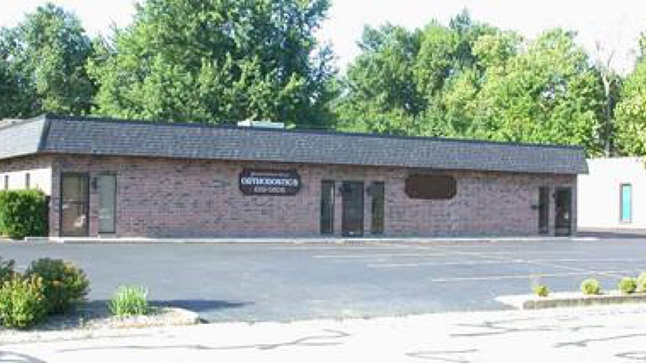 802 NW Vesper Street, Blue Springs, MO 64015