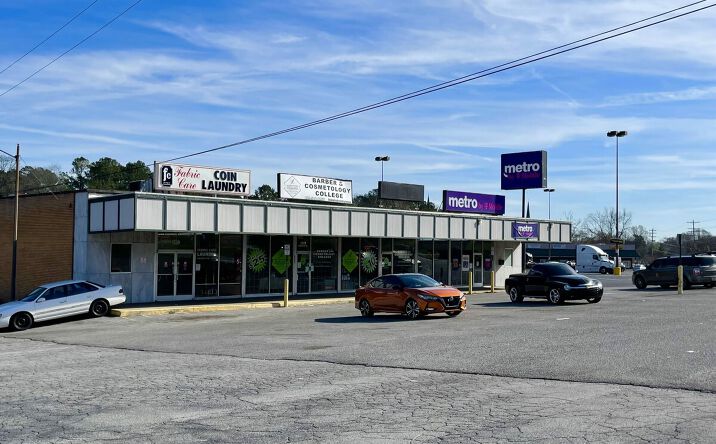 Pictures of Retail, Special Purpose property located at 3981 Brainerd Rd, Chattanooga, TN 37411 for sales - image #1