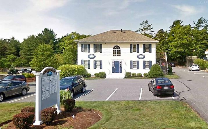 Pictures of Office property located at 11 Cape Dr, Mashpee, MA 02649 for comps - image #1