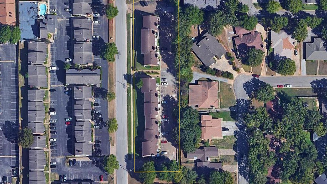 4222 S Park Dr, Tyler, TX 75703