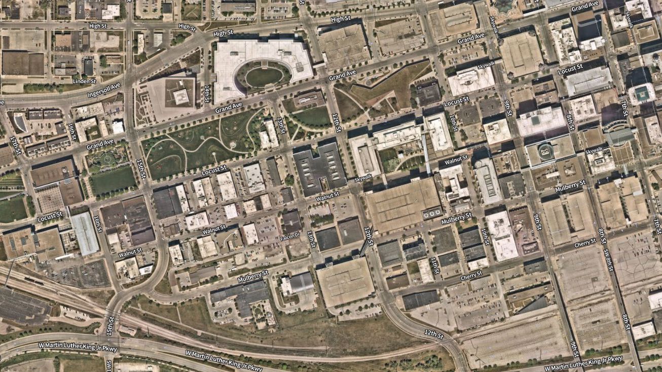 1100 Cherry St, Des Moines, IA 50309 Retail Property for Sale