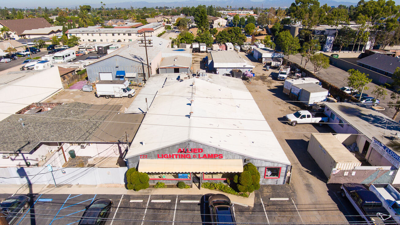 222 Victoria St, Costa Mesa, CA 92627