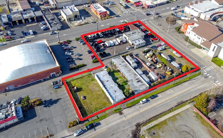 Pictures of Mixed Use property located at 418 Central Ave N, Kent, WA 98032 for sales - image #1
