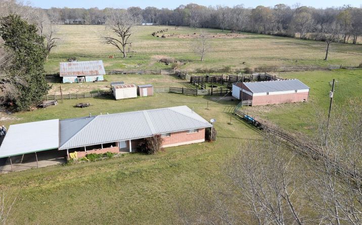 Pictures of Land property located at 721 E Plains-Port Hudson Rd, Zachary, LA 70791 for sales - image #1