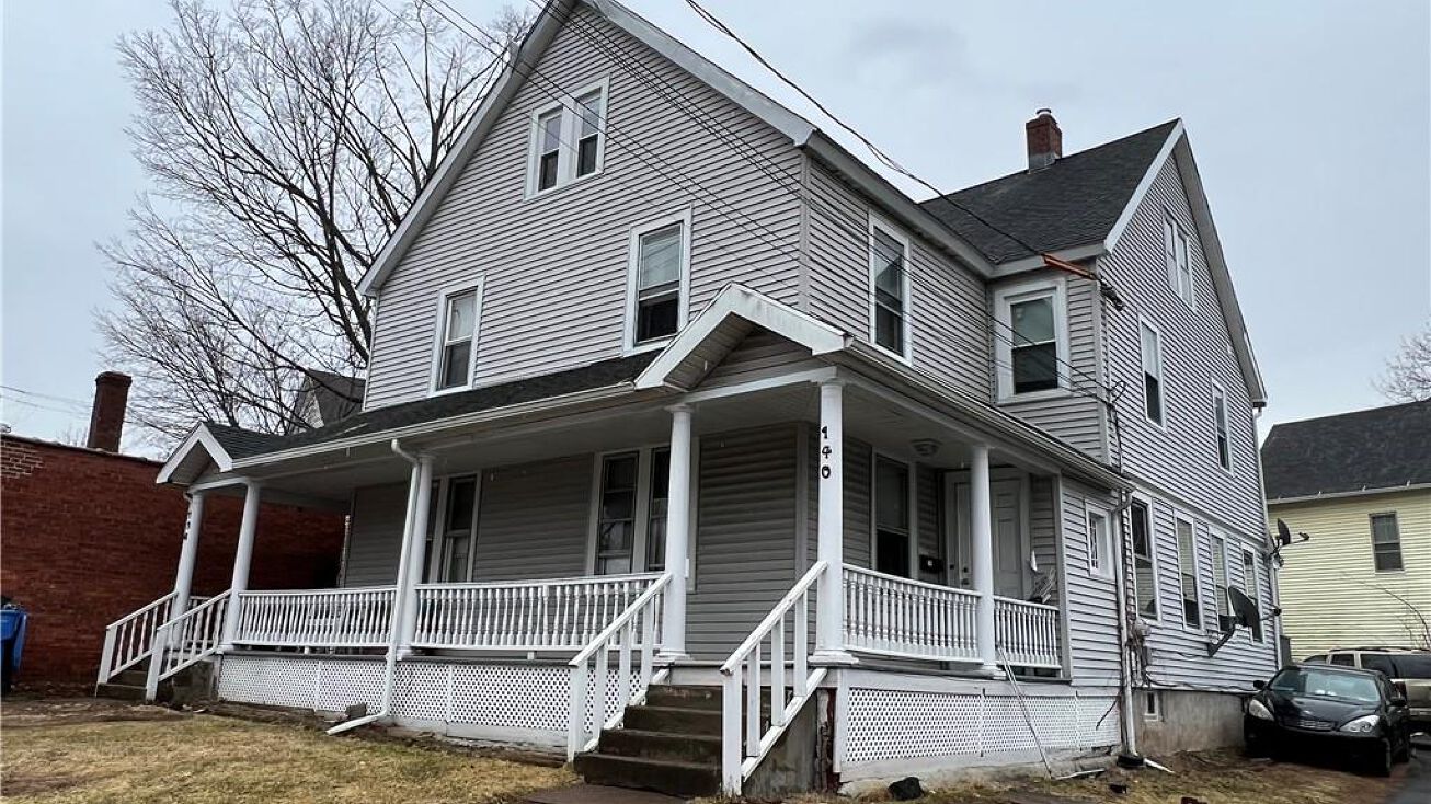 138 Center St, Manchester, CT 06040 Multifamily Property for Sale