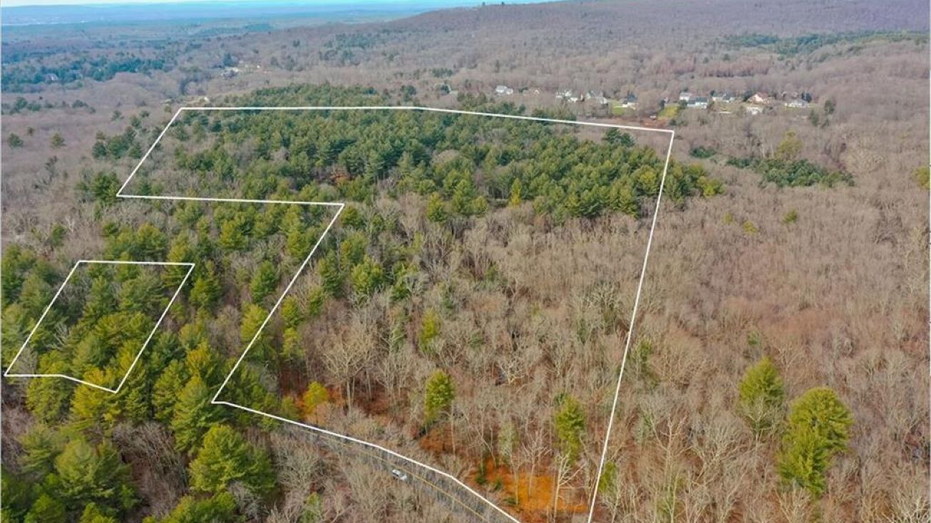 000 Ash Swamp Rd, Glastonbury, CT 06033