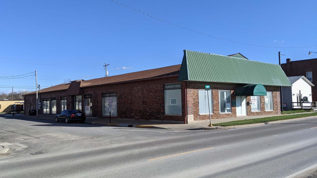 130 N Main Street & 105 Emma Ave, Dupo, IL 62239