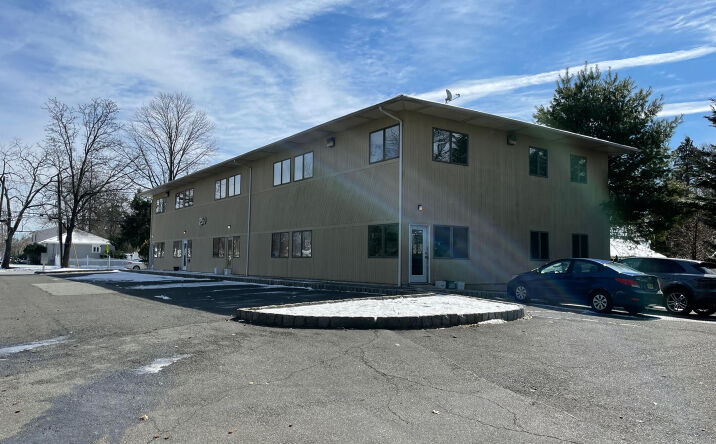 Pictures of Office property located at 250 Stelton Rd, Piscataway, NJ 08854 for sales - image #1
