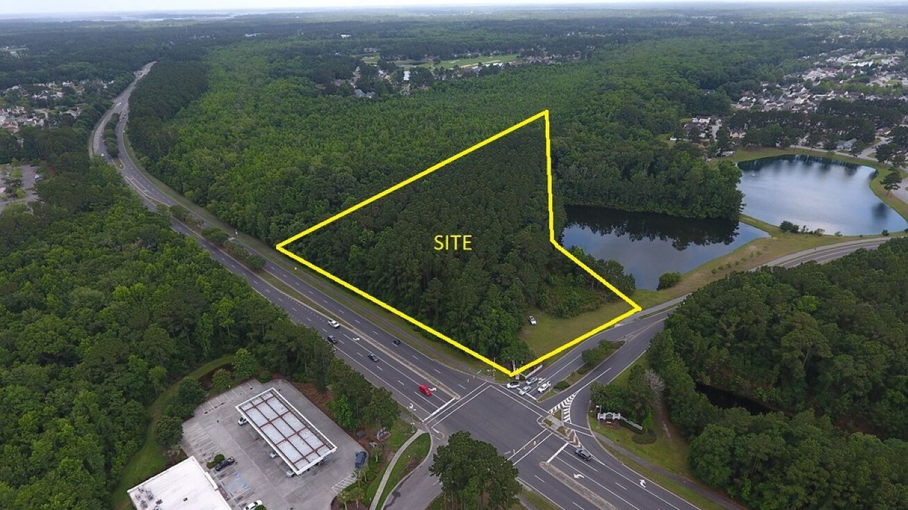 Buckwalter Pkwy & Lake Point Drive, Bluffton, SC 29910