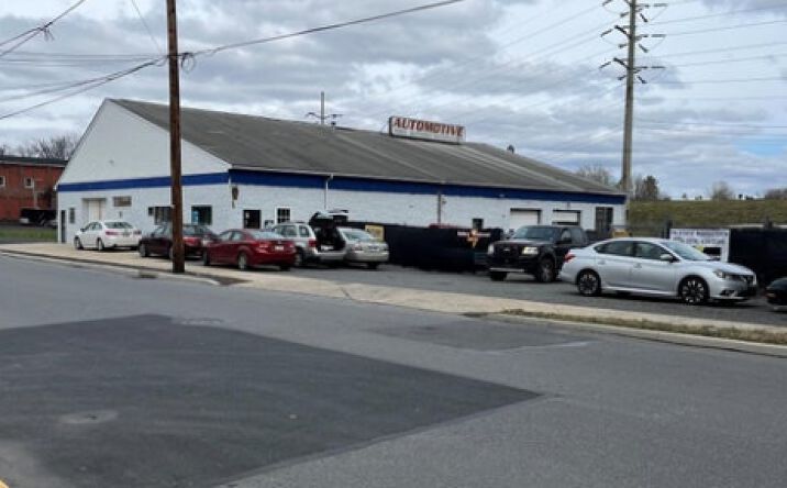Pictures of Retail property located at 23 N 2nd St, Stroudsburg, PA 18360 for sales - image #1