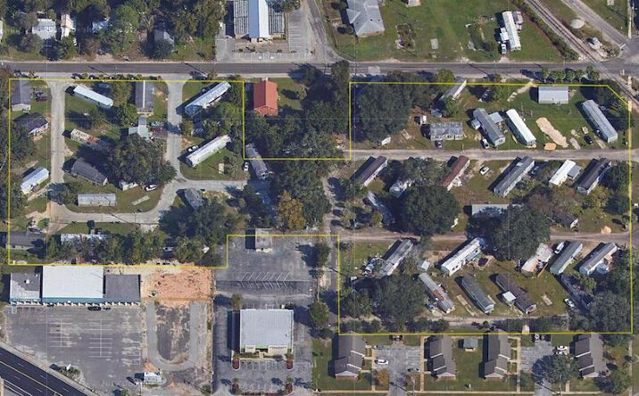 Pictures of Multifamily, Mobile Home Park property located at 409 School Ave, Panama City, FL 32401 for comps - image #1