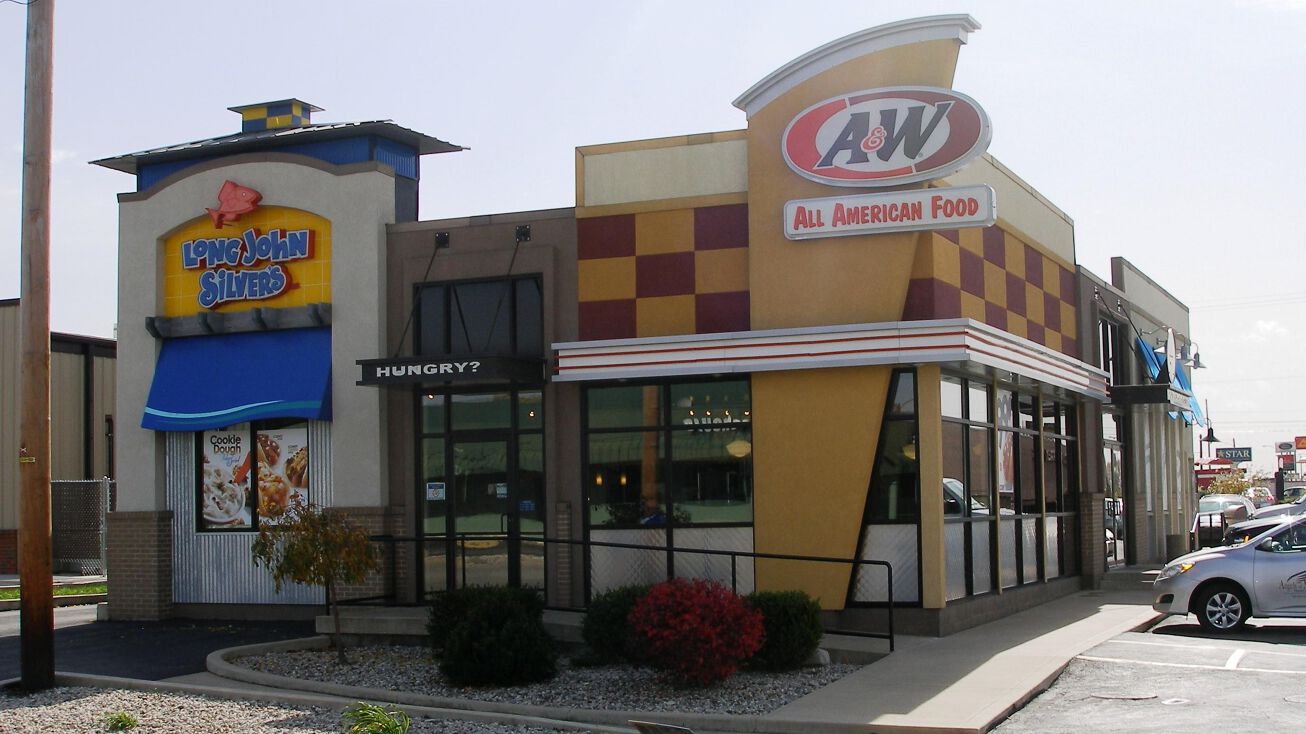 1409 W Kem Rd, Marion, IN 46952