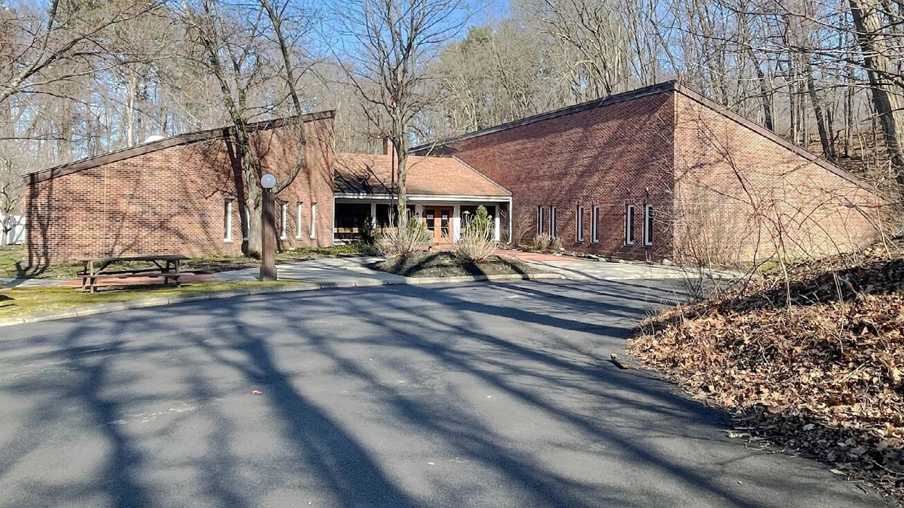 2113 Western Ave, Guilderland, NY 12084