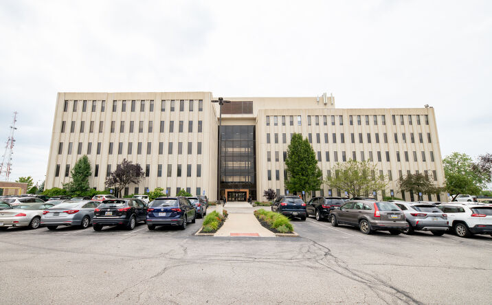 Pictures of Office property located at 3690 Orange Pl, Beachwood, OH 44122 for sales - image #1