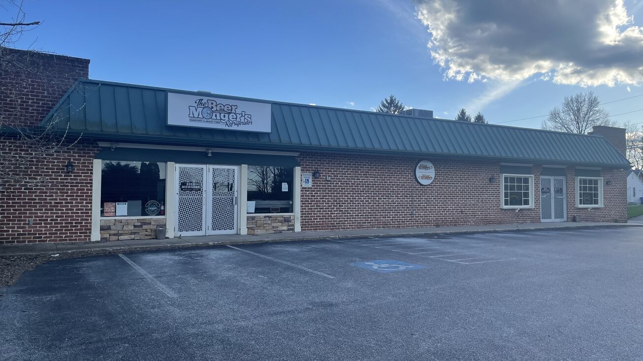 3000 S Queen St, Dallastown, PA 17313