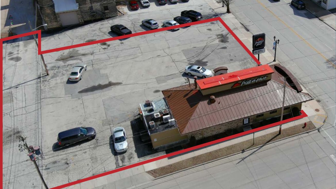 1022 Washington St, Manitowoc, WI 54220