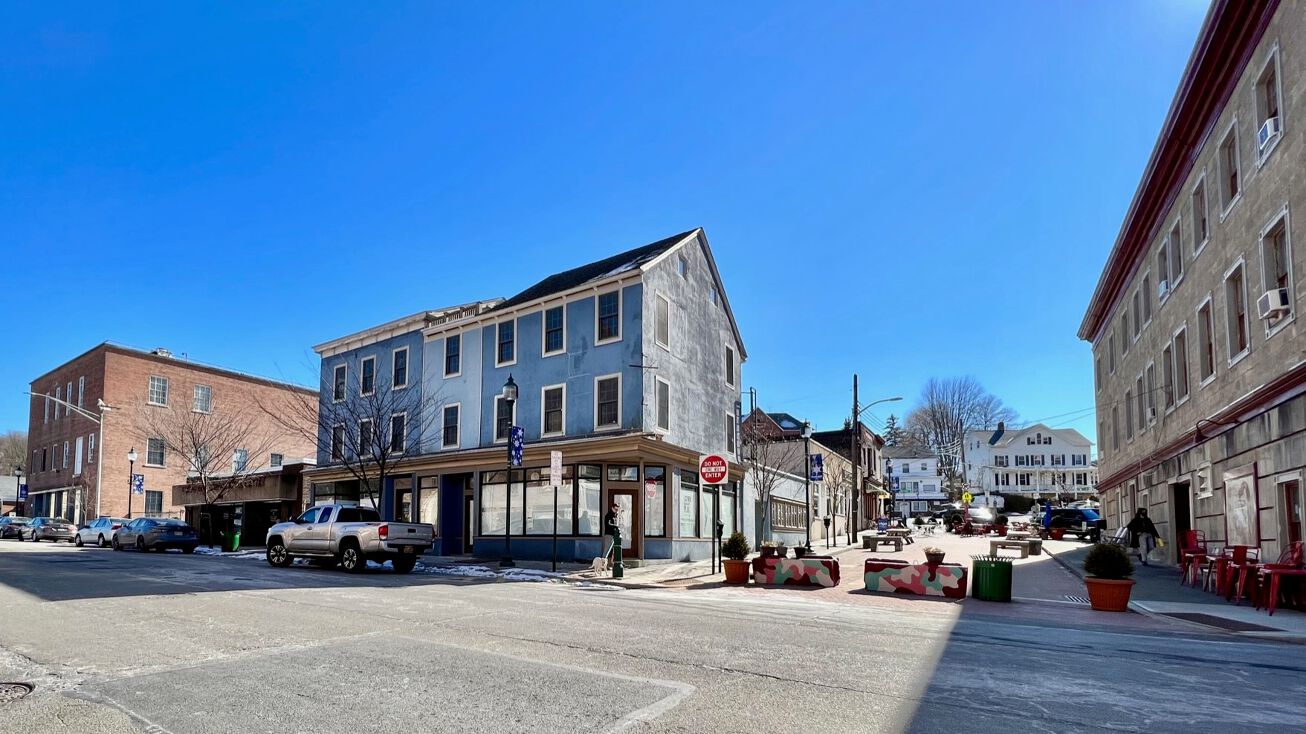 1007 Brown St, Peekskill, US 10566 Mixed Use Property for Sale