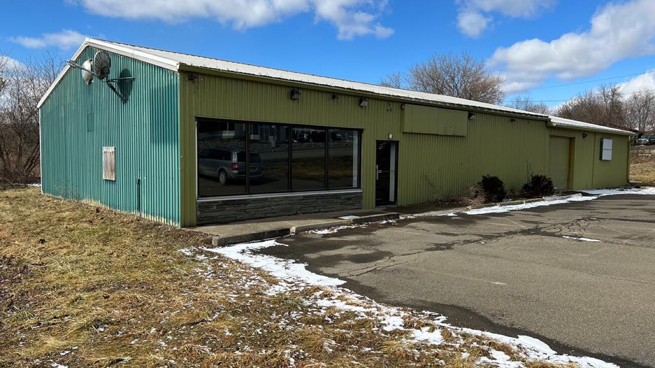 2477 Elmira St, Sayre, PA 18840