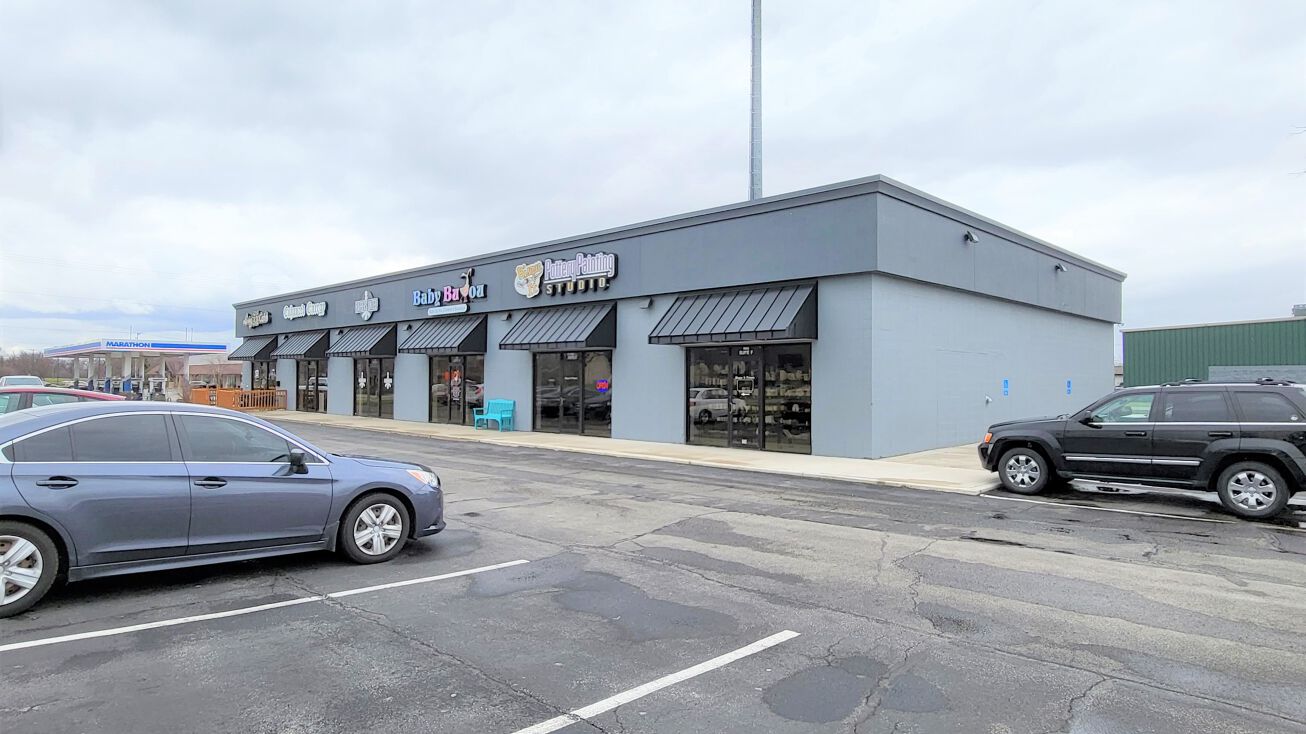 7605 Coldwater Rd, Fort Wayne, IN 46825