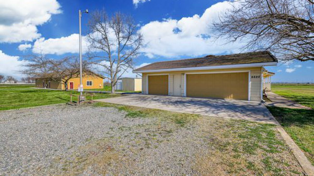 6680 Baseline Rd, Roseville, CA 95747