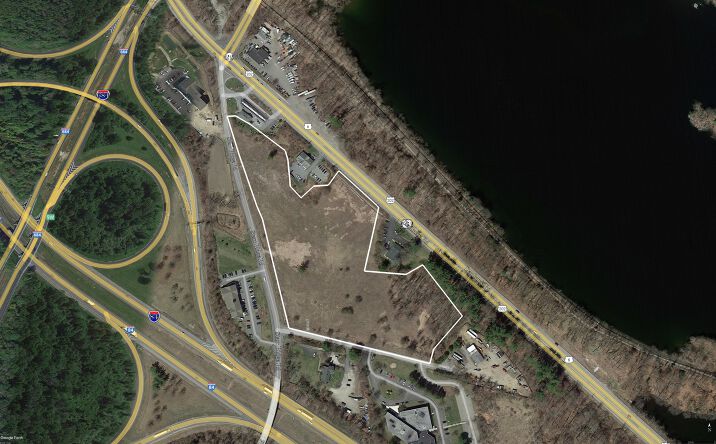 Pictures of Retail property located at 3433 Danbury Rd, Brewster, NY 10509 for sales - image #1
