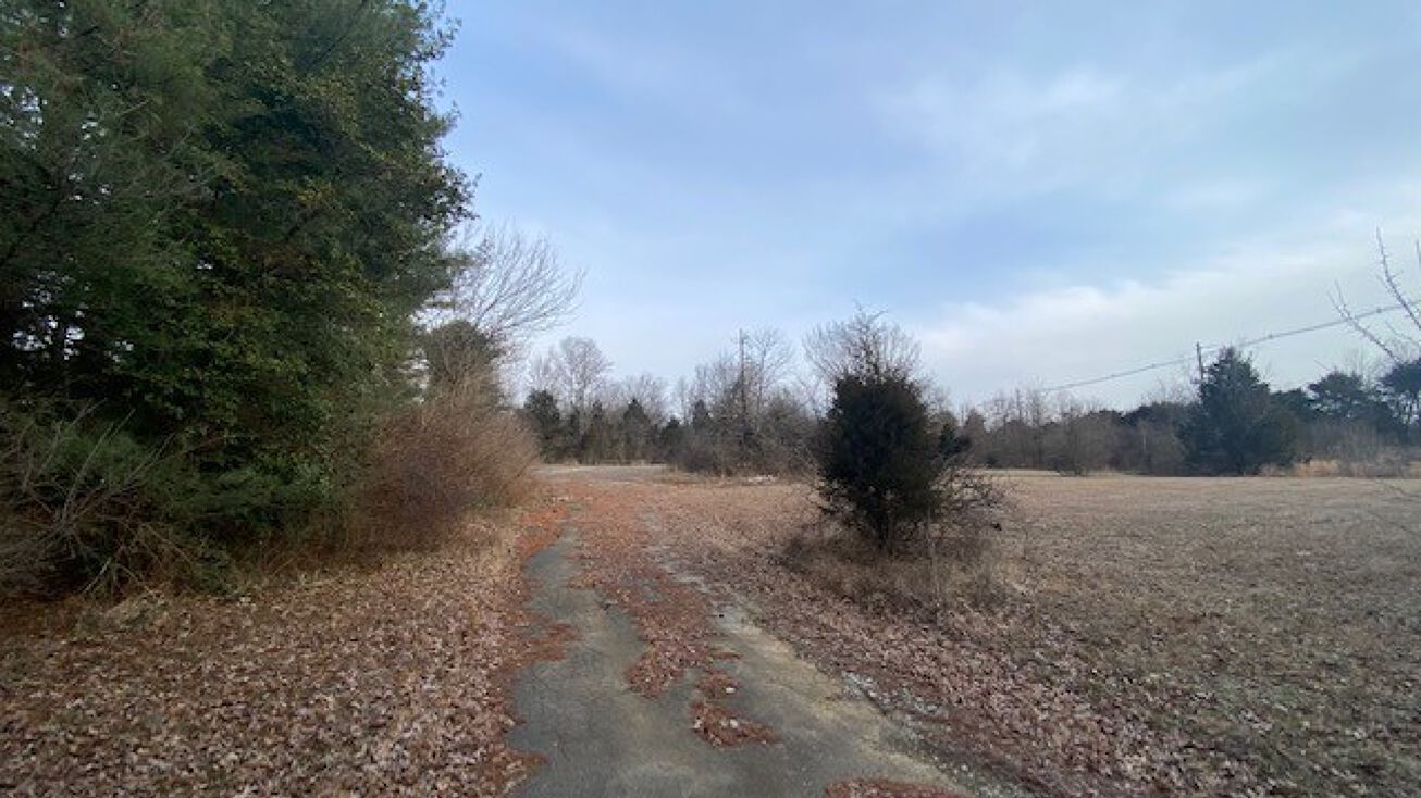 14015 Old Henry Trail, Louisville, KY 40245