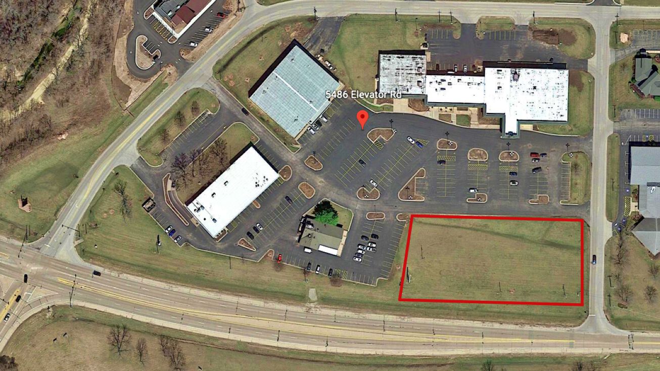 5544 Elevator Rd, Roscoe, IL 61073