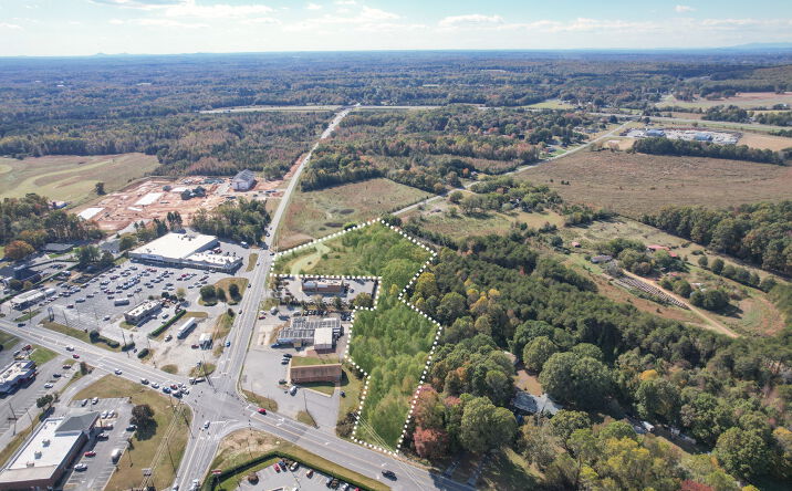 Pictures of Land property located at 5612 East Dr, Maiden, NC 28650 for sales - image #1