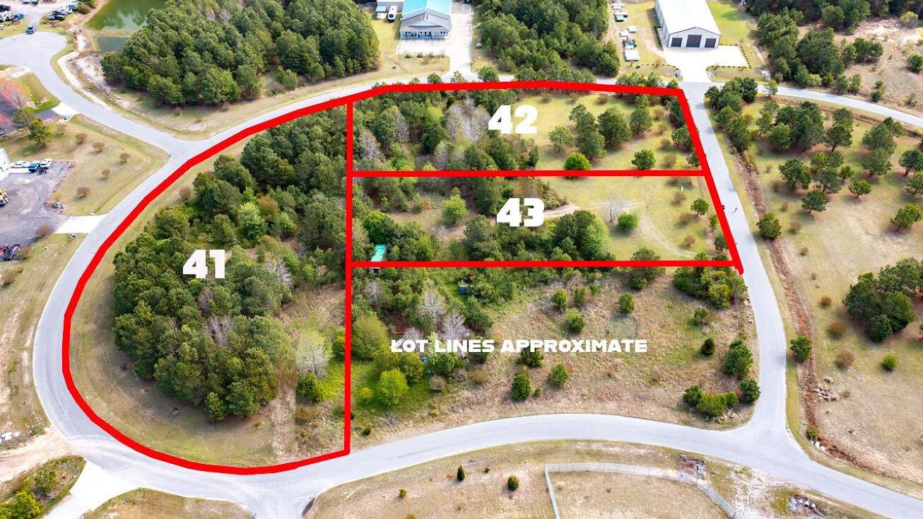 Beckner Drive, Powells Point, NC 27966