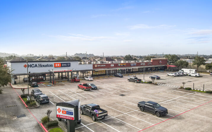 Pictures of Retail property located at 5324 Atascocita Road, Humble, TX 77346 for sales - image #1