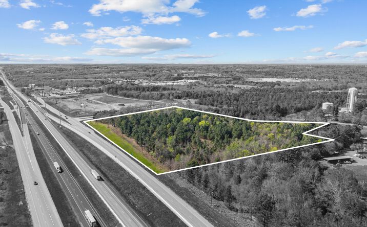 Pictures of Land property located at East Lindale Crossing, Lindale, TX 75771 for sales - image #1
