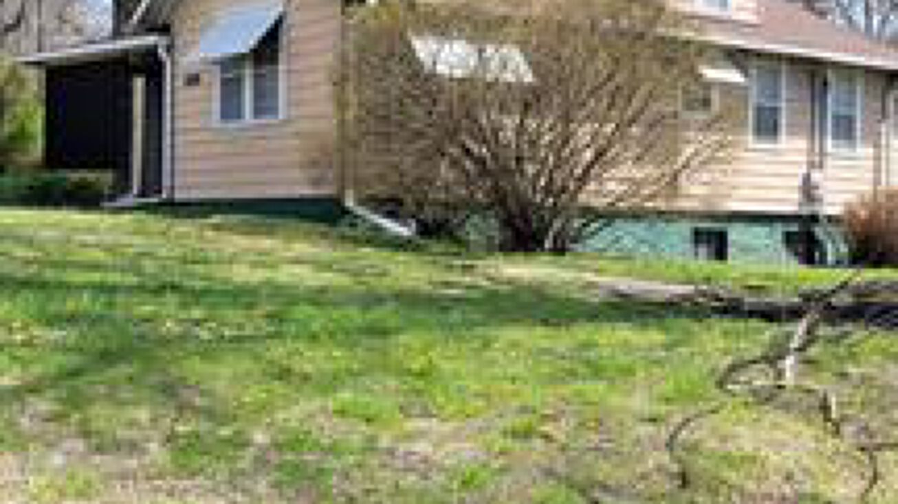 401 S 36th Street, St Joseph, MO 64506